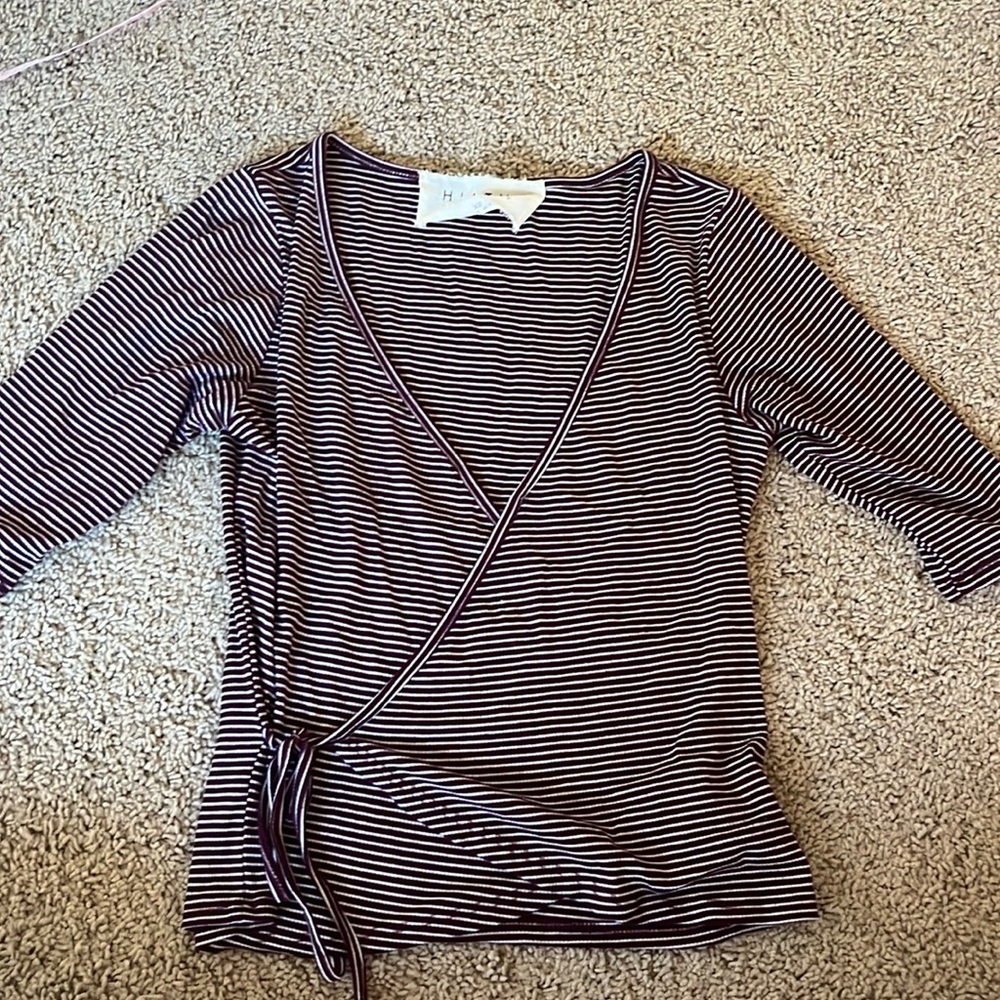 hiatus purple and white stripe shirt 
xs
like new 
13”x17”